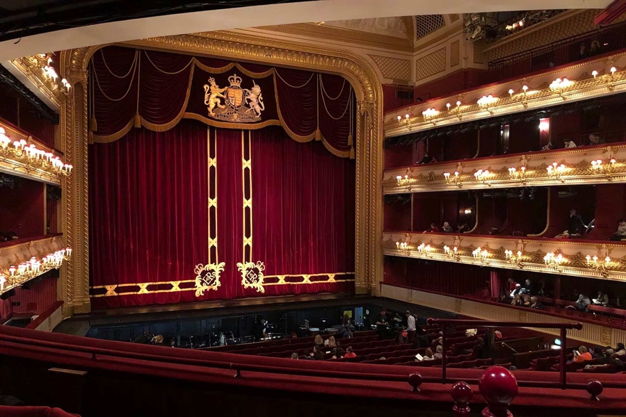 Best sopranos in the world