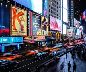 National Theatre to give away thousands of tickets